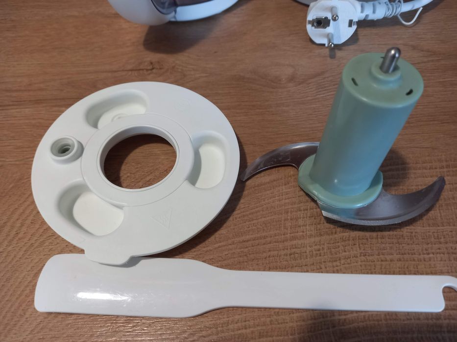 Phillips Avent 4 в 1 уред за готвене на пара