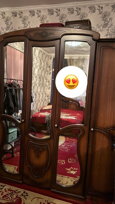 Спальный гарнитур