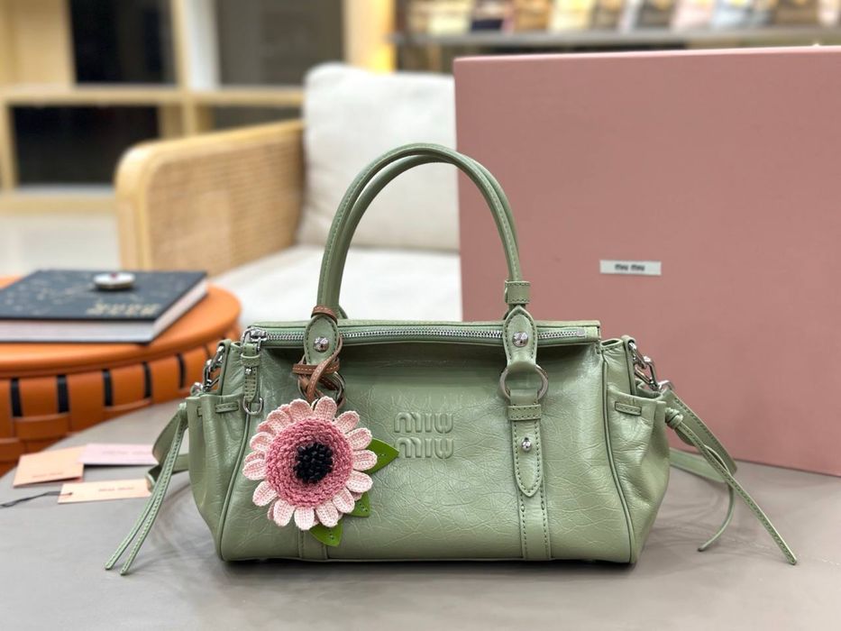 Geanta Miu Miu Medium