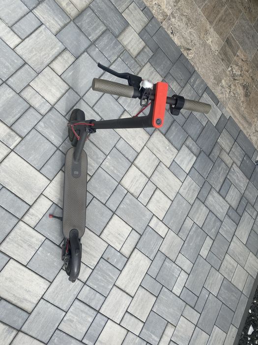 Trotineta electrica Xiaomi M365