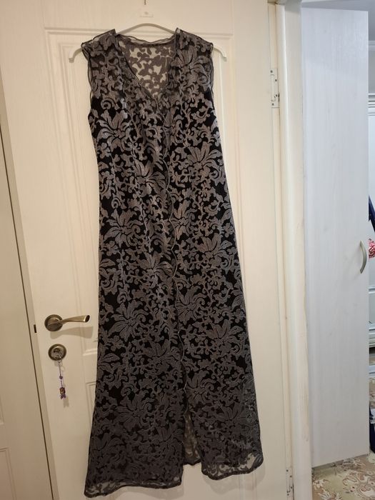 красивое платье, размер 48