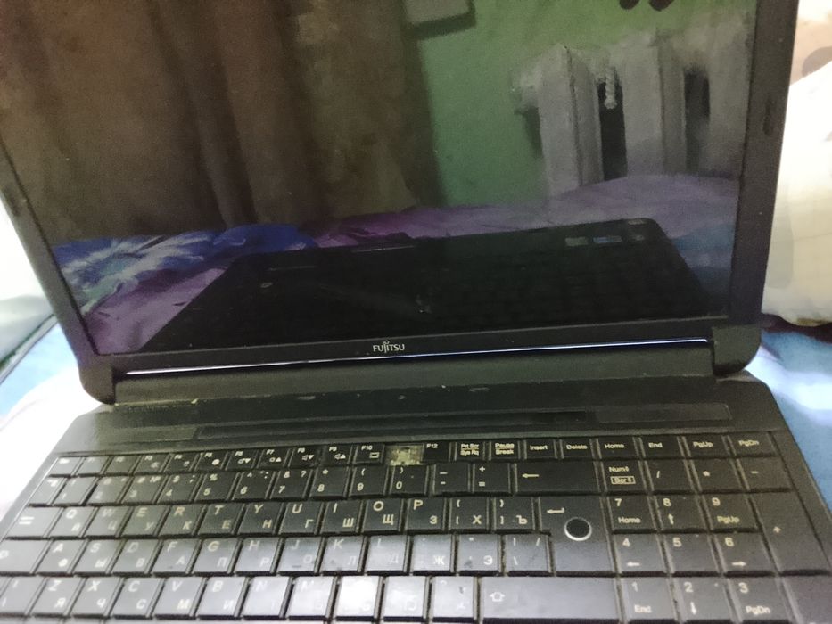 Продам ноутбук Fujitsu