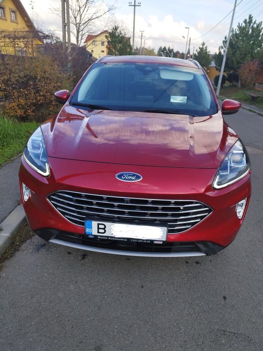 Ford Kuga Titanium x 225CP plug in hibrid