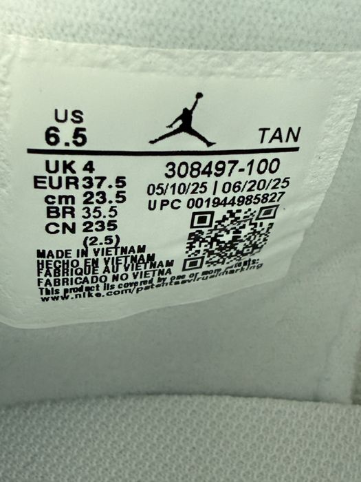 Nike Air Jordan 4 37,5 noi new