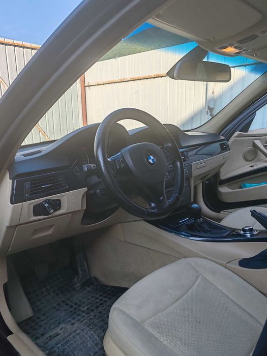 BMW  Seria 3 | Touring | 2.0 D | Stare impecabila |