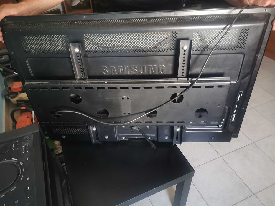 Плазмен телевизор Samsung PS42C450B1W - 42 инча