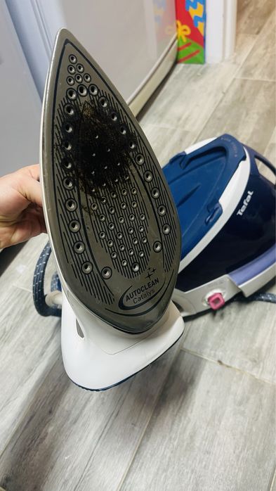 Паровой утюг  Tefal