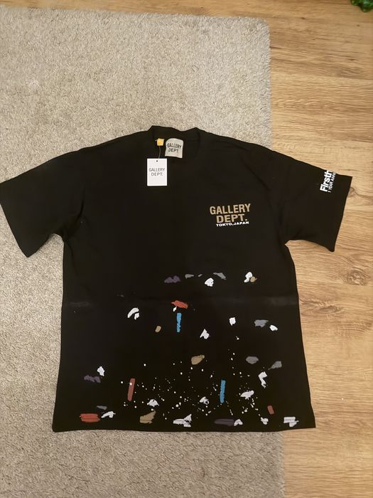Tricou Gallery Dept