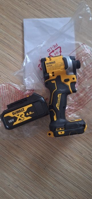 Dewalt импакт 18v.
