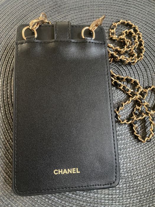 Чанта за телефон Chanel