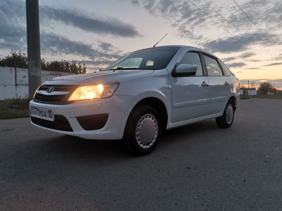 Lada Granta продам
