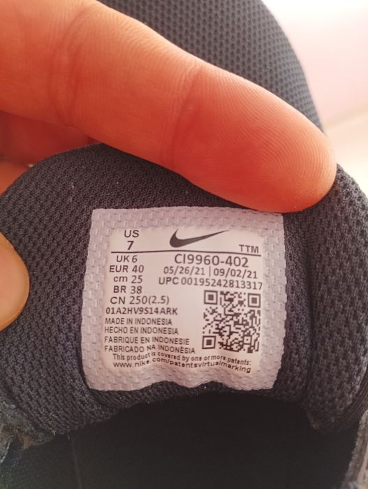 Оригинални маратонки Nike