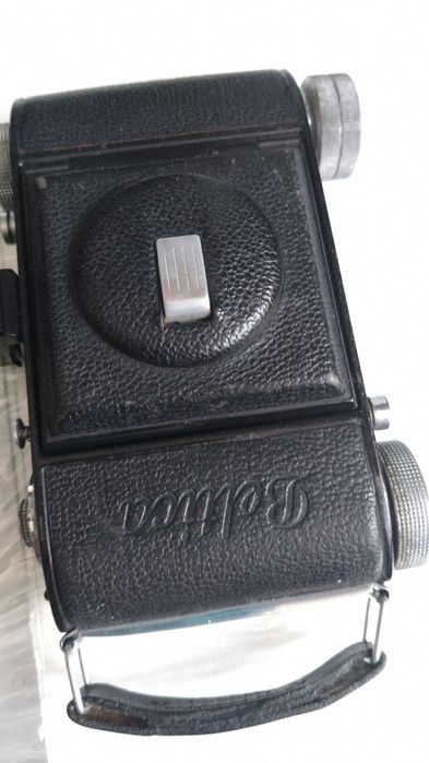 Aparat foto foarte vechi