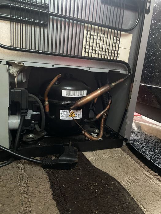 мини хладилник red bull