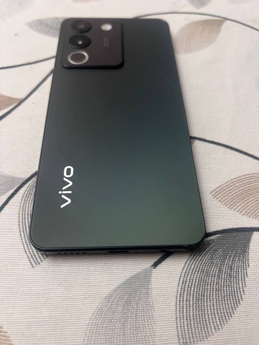 Vivo v29e 5g 8/ 256 SROCHNO