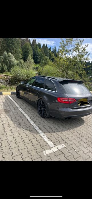 Vând Audi A4 2013. Automat. Sau schimb cu ceva 7 locuri automat.