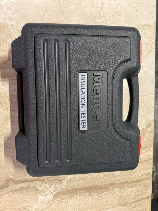 Професионален уред MEGGER MIT420/2 (Made in UK)