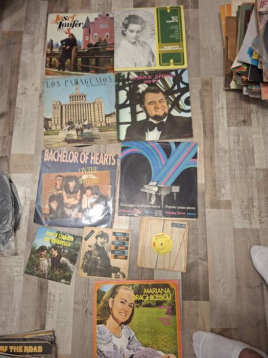 Viniluri 80-90 buc