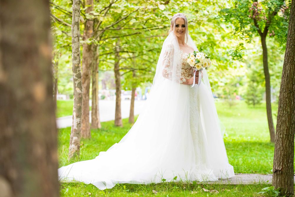 Vand rochie mireasa tip sirena