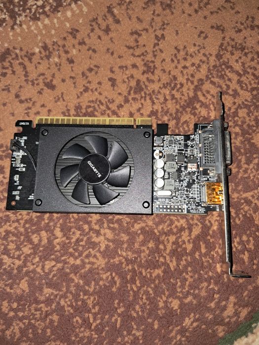 Продам 3 видеокарты