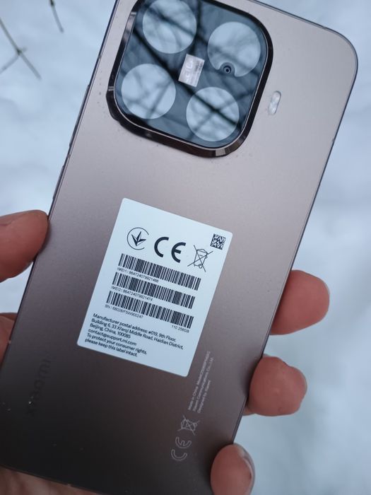 Vând Xiaomi 15 T pro 12+4 G Ram 256 M int