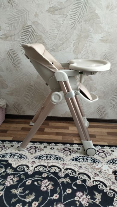 Продам стульчик для кормления