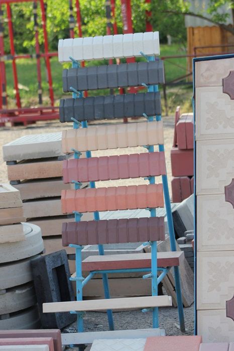 Бордюр тротуарный дорожный из бетона