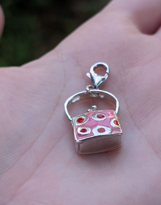 Vechi pandantiv charm din argint de 925 in forma de geanta, roz cu buline rosii