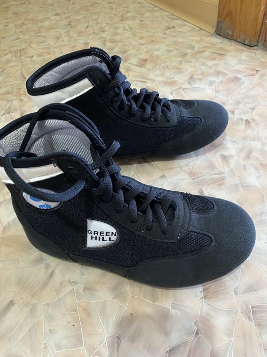 Продам борцовки