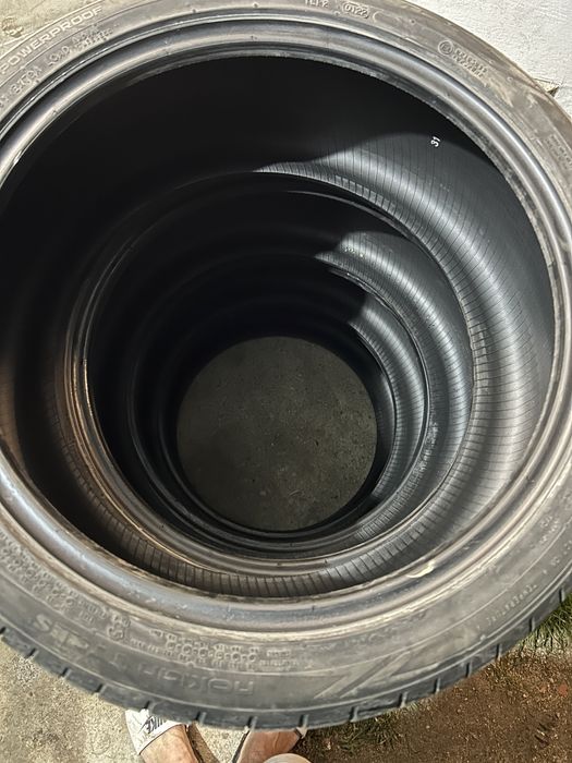 235 40 19 Nokian vara dot 2022