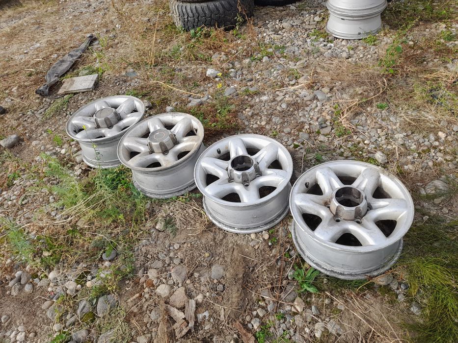 Vând jante aliaj opel frontera a și b