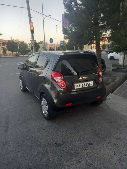 Spark zudlik bilan sotiladi