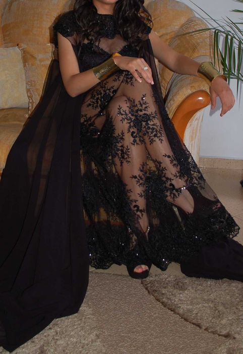 Бална Рокля + обувки + чанта + аксесоари = 650 лв