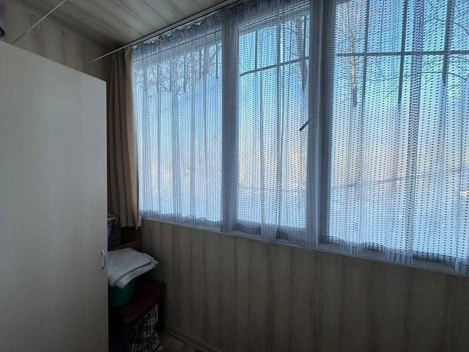 Продам 2-х комнатную квартиру в 8 микрорайоне