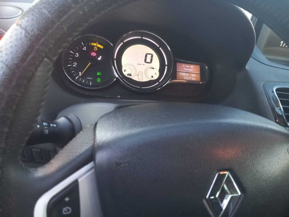 RENAULT Megane 2011 — imagine 5