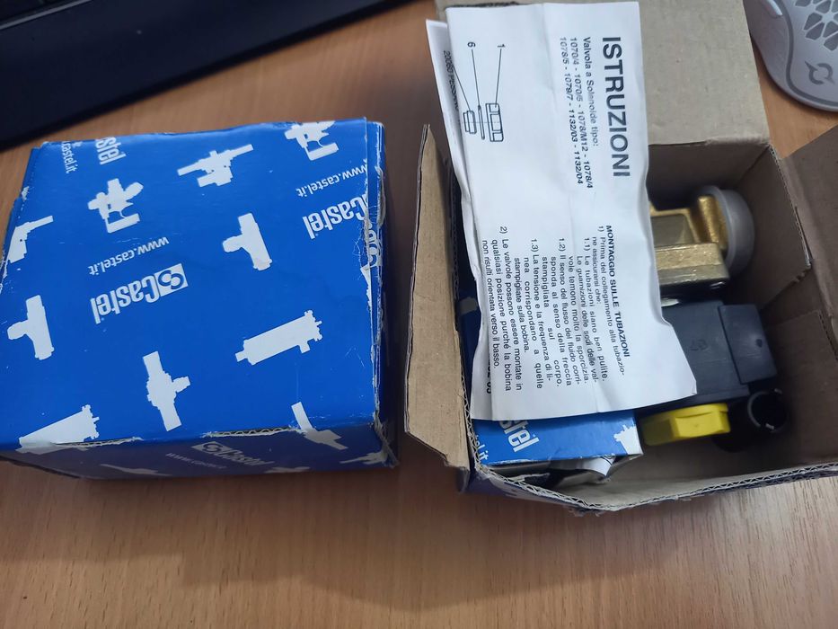 Electrovalva sisteme refrigerare, apa, aer 24V