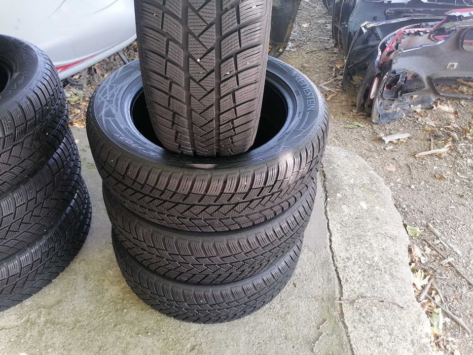 4 бр. Vredestein 225/55R18 DOT 2924