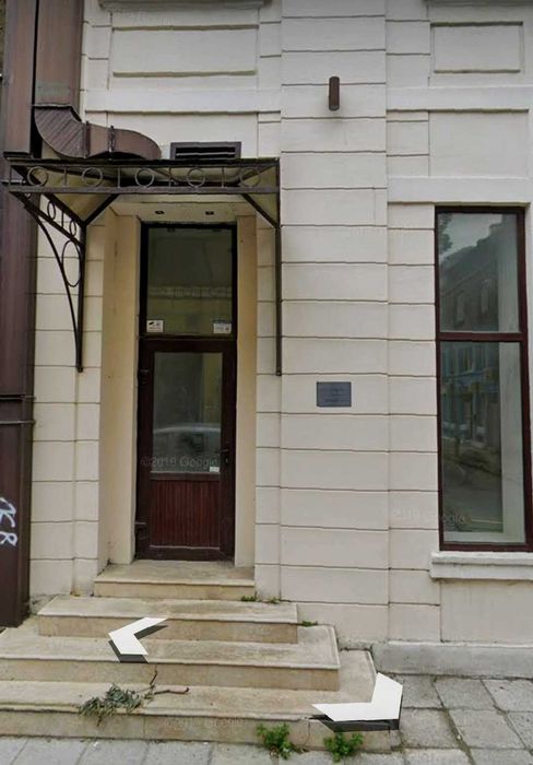 Дава се под наем Магазин в Варна, ЖП Гара - 220 кв.м за 1428 € - Снимка #3