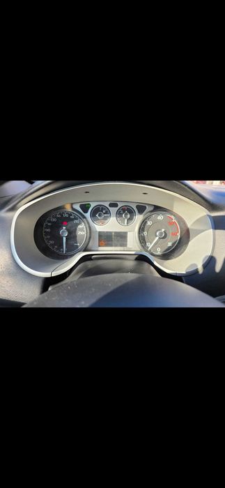 Vând Lancia Delta 2011