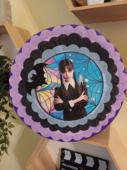 Pinata piniata Paw Patrol Sonic Stitch Gabby's Dollhouse Wednesday