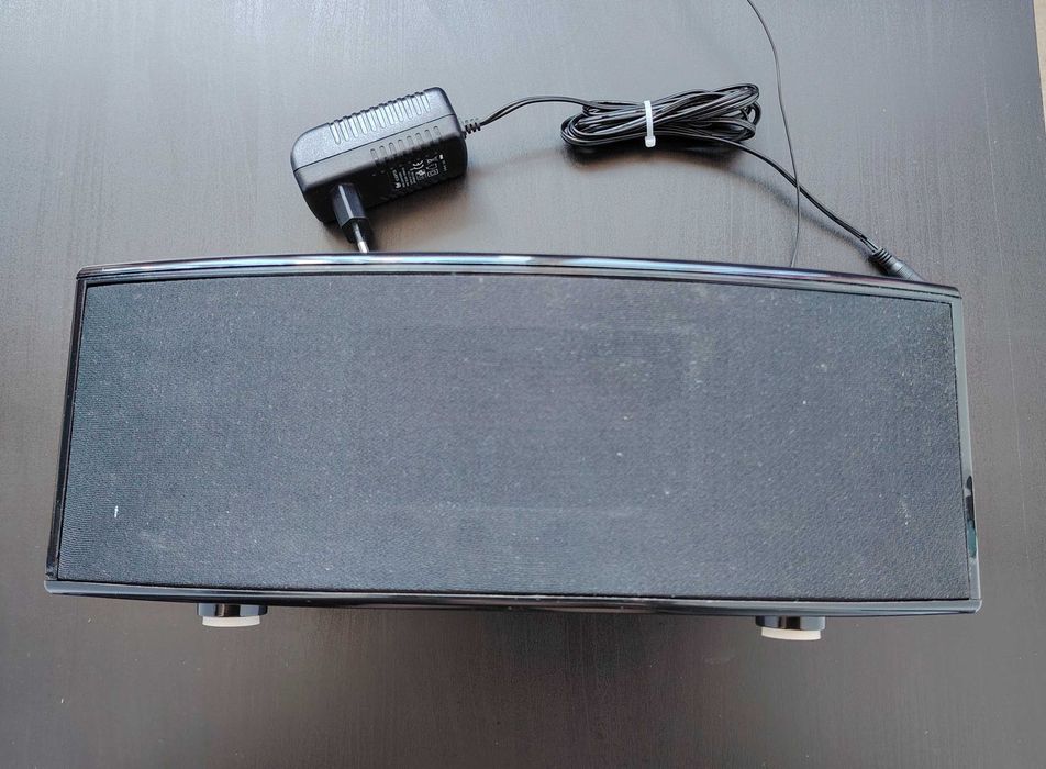 Radio AEG cu ceas si bluetooth