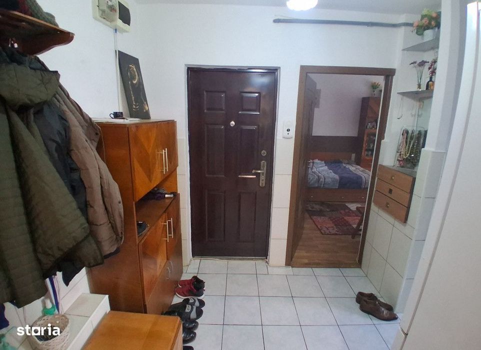 2 camere decomandat Canta 54 mp bloc 1980 Cod:160448