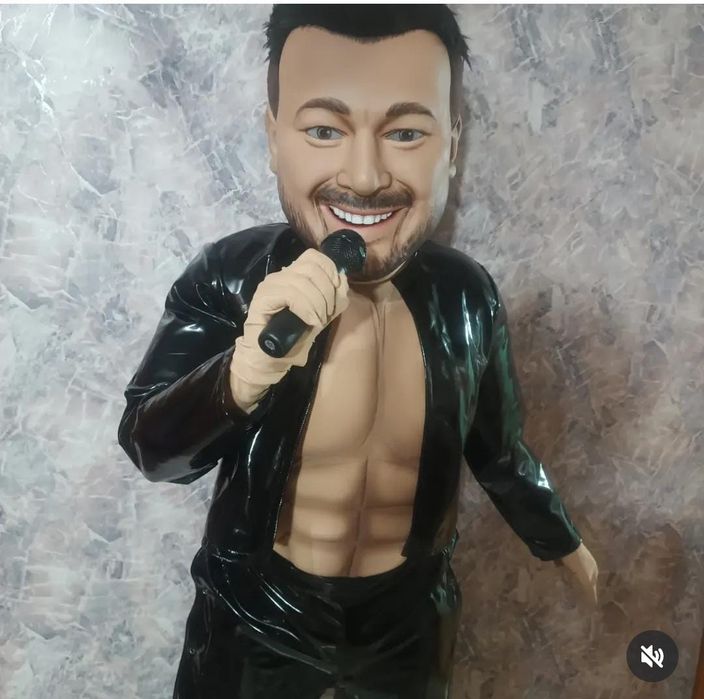 Продам ростовую куклу персонаж Сергей Жуков