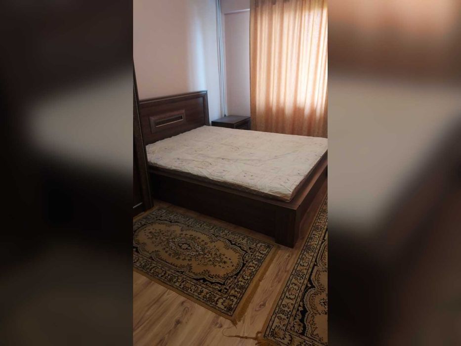 Просторен обзаведен тристаен апартамент, 90 кв.м, в саниращ се блок – ж.к. „Дружба“, Сливен