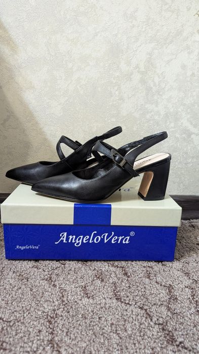 Продаются элегантные туфли