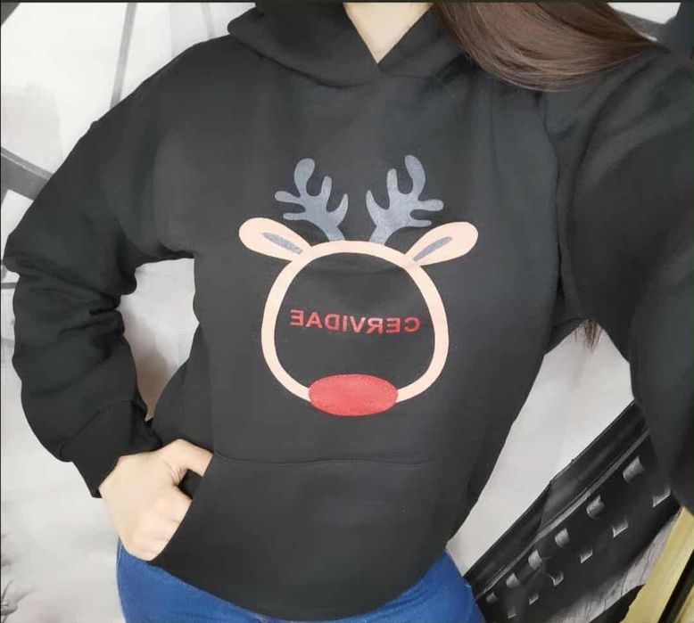 Дамски  суитшър.