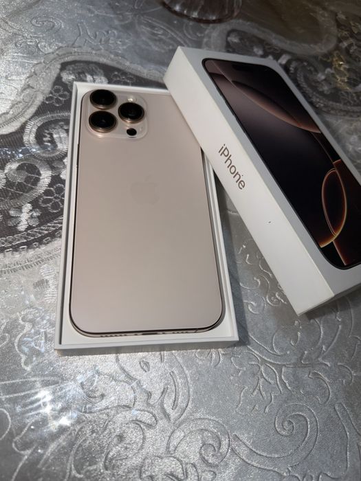 iPhone 16 Pro Max 1 TB idealniy sostoyaniya