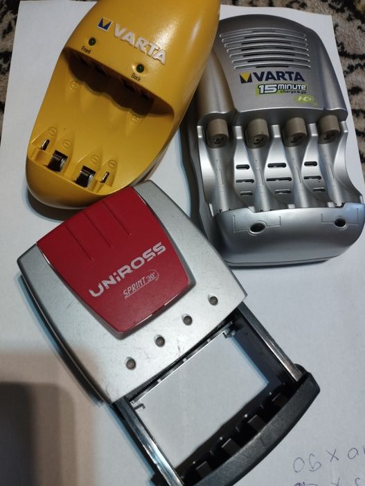 Încărcatoare rapide/normale și acumulatori R3 și R6