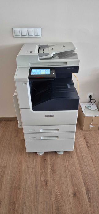 Мултифункцоинален цветен принтер Xerox VersaLink C7030