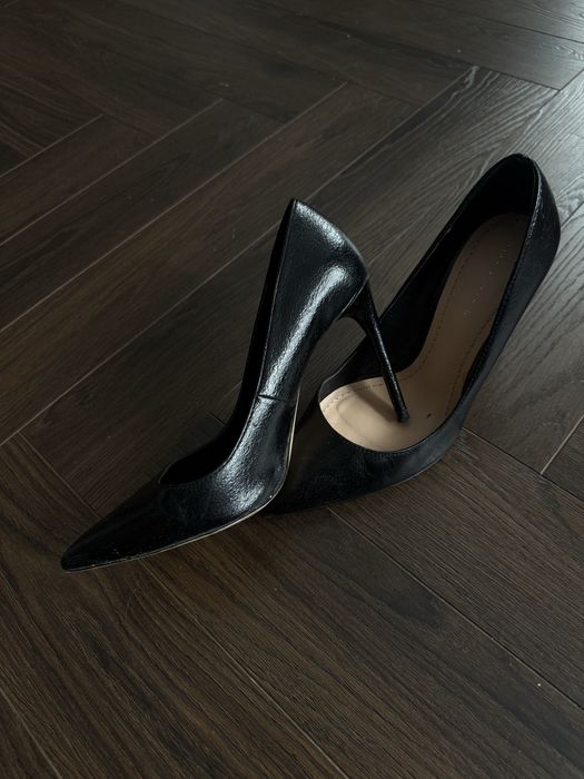 Туфли Zara лаковые в отличном состоянии